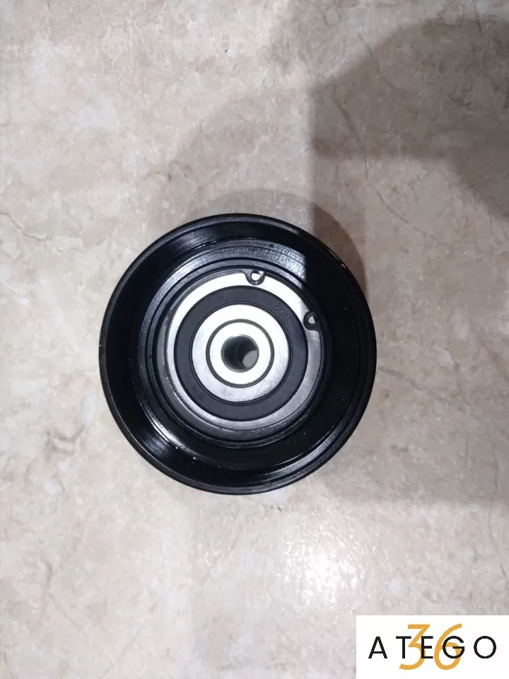 Паразитарный (промежуточный) ролик Мерседес-Бенц