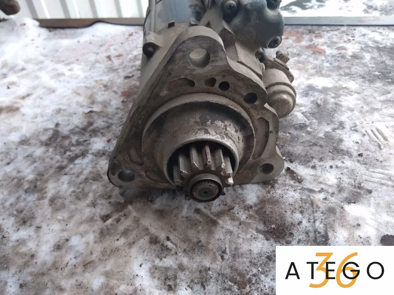 Стартер Актрос M009T83671