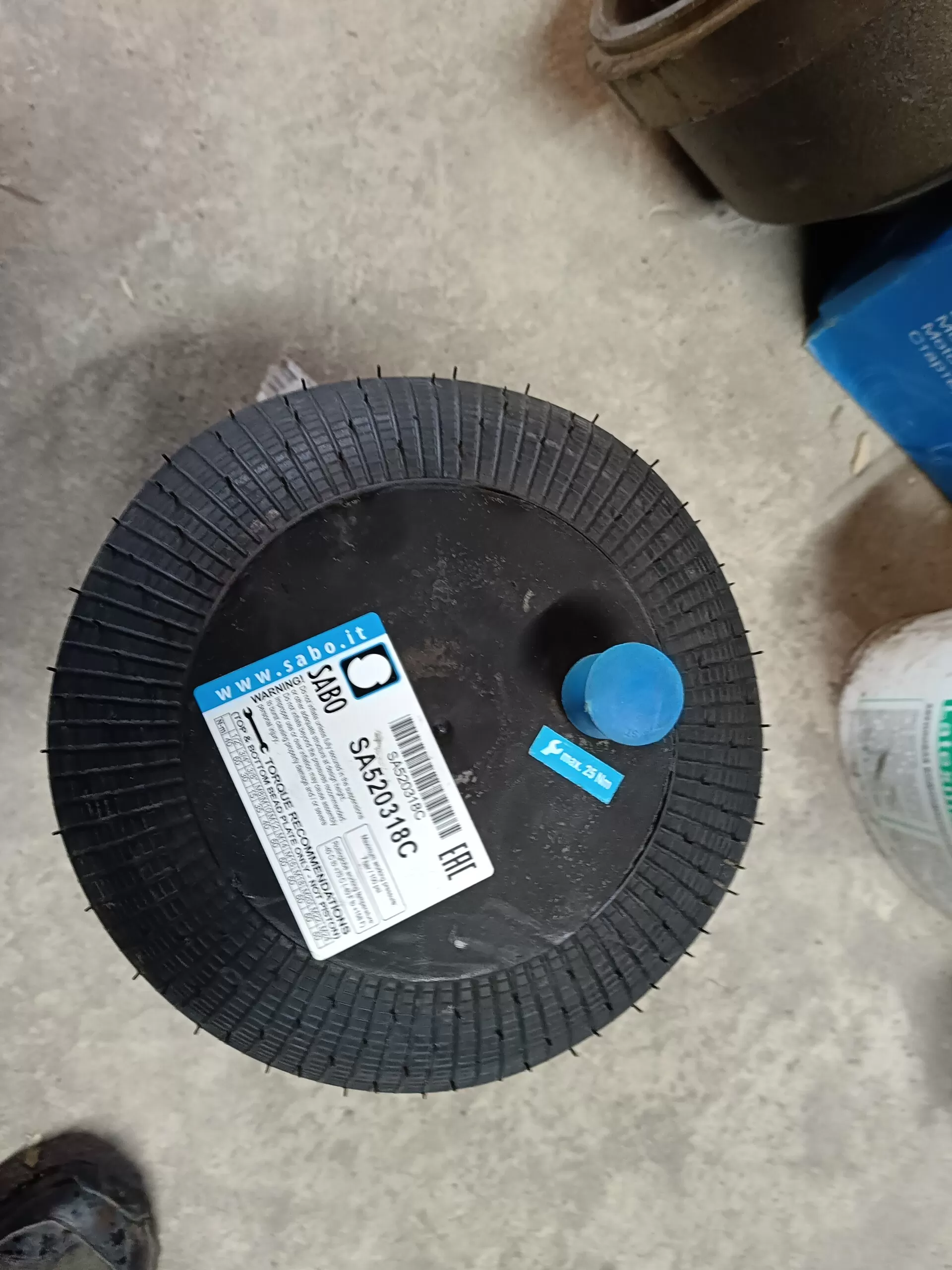 SA520318C  Пневмоподушка со стаканом Mercedes-Benz  Atego-818