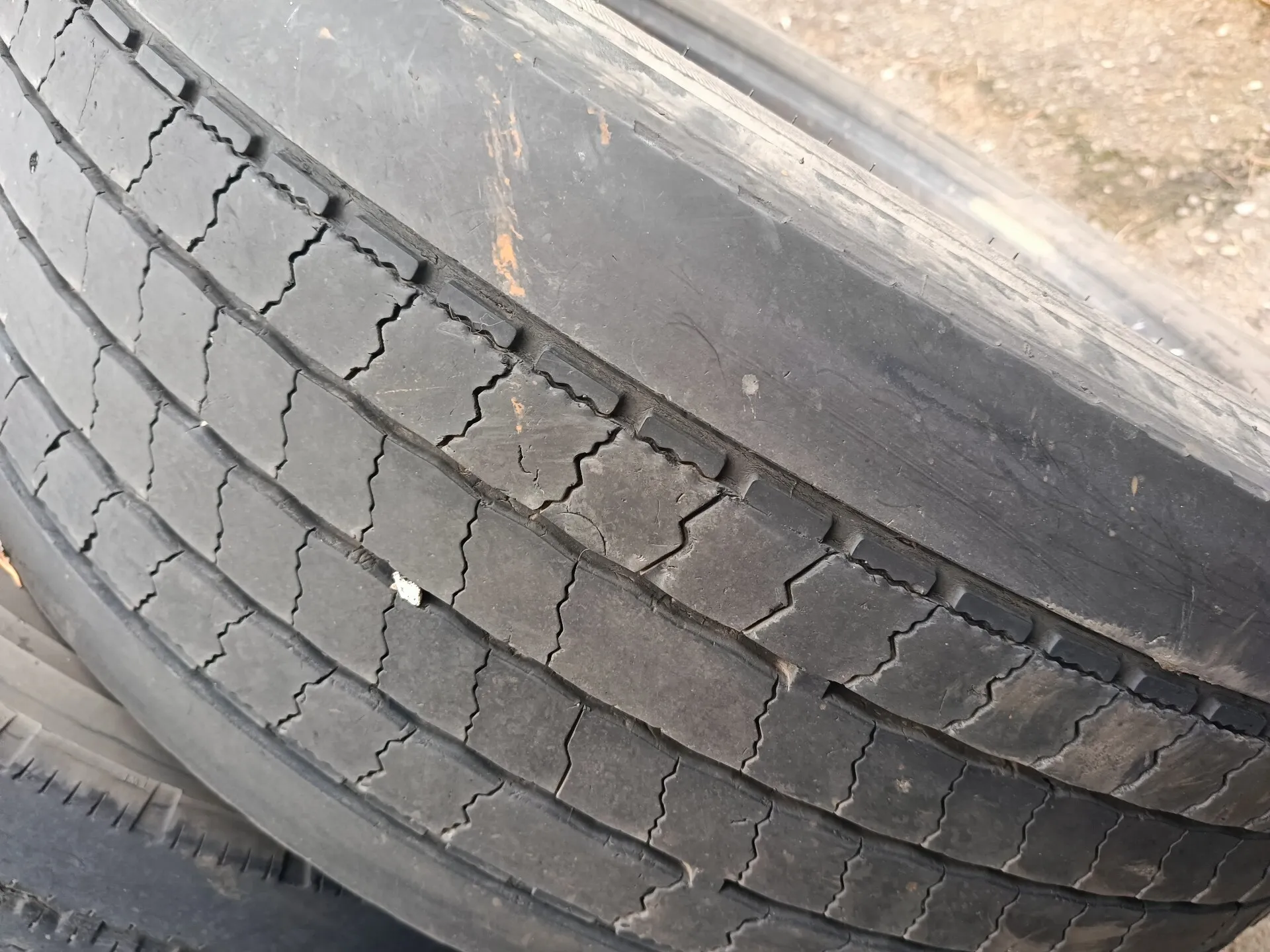 резина 315/60R22,5 HANKOOK