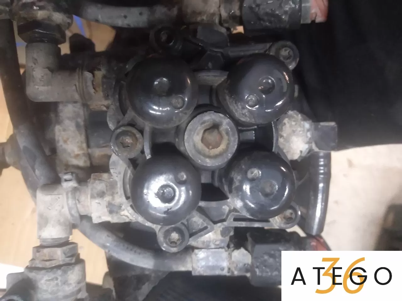 Кран четырехконтурный MAN TGL,TGM