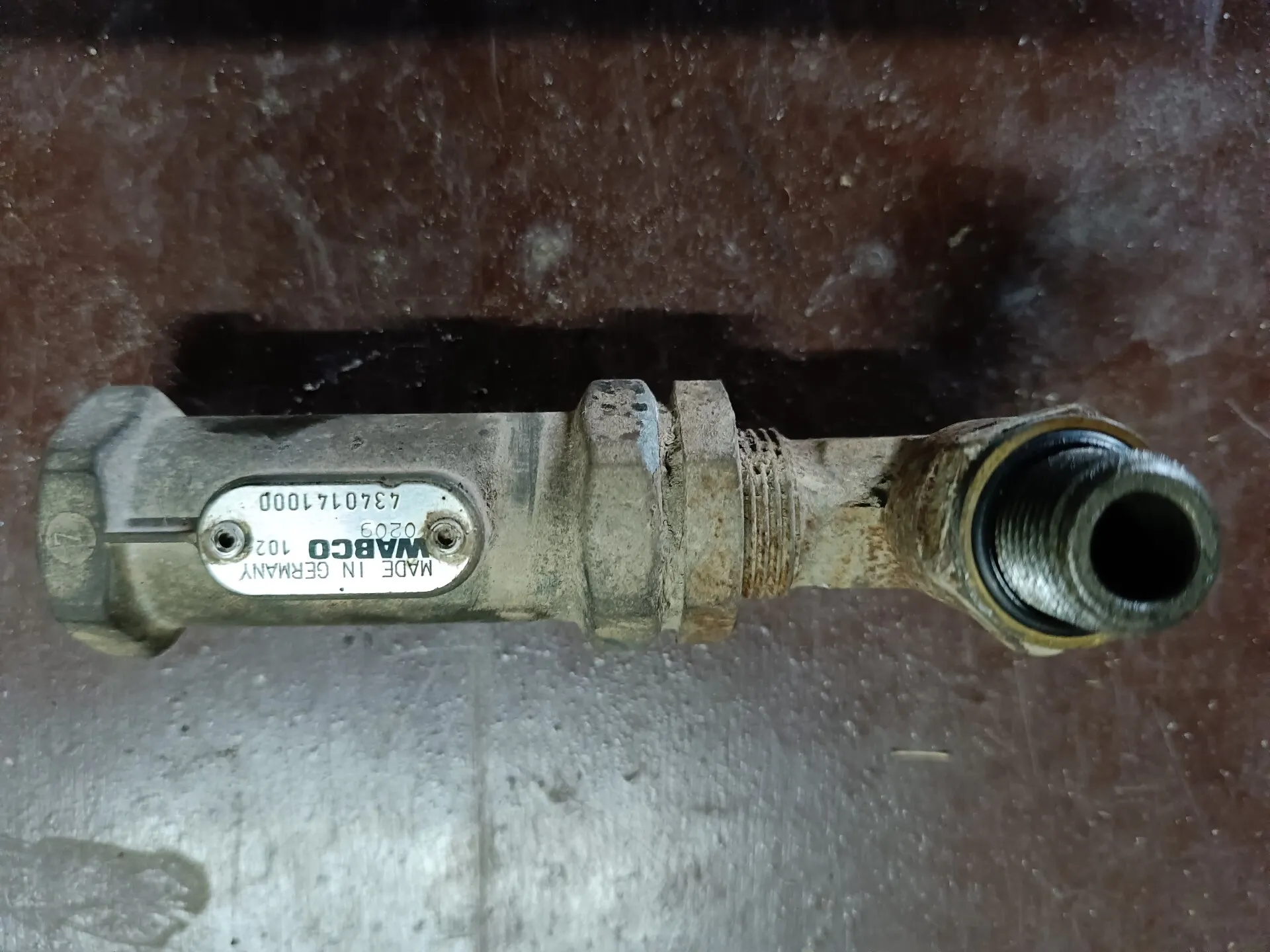 клапан обратный пневматический