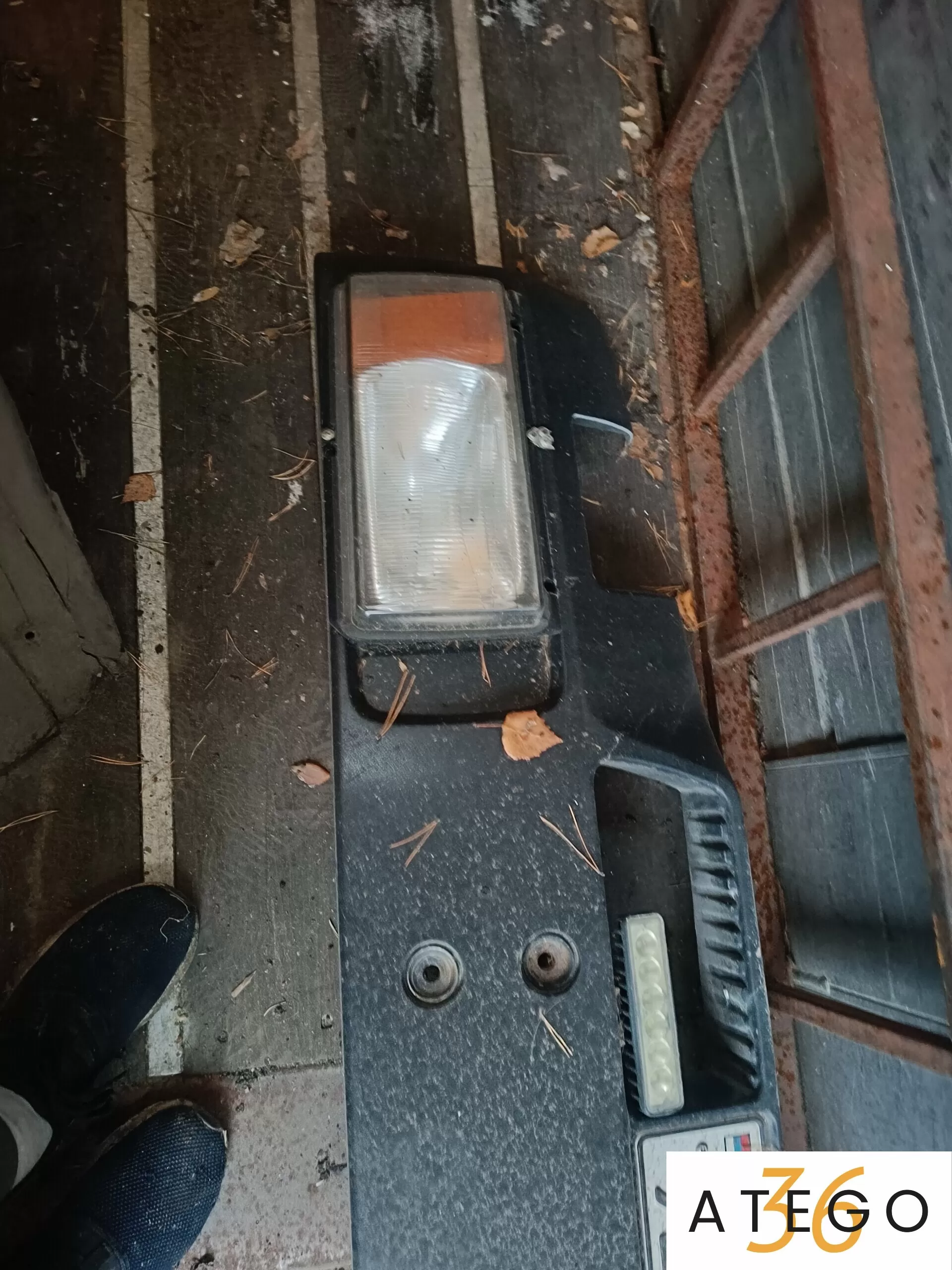 Бампер передний Мерседес Бенц-814-1120 б/у