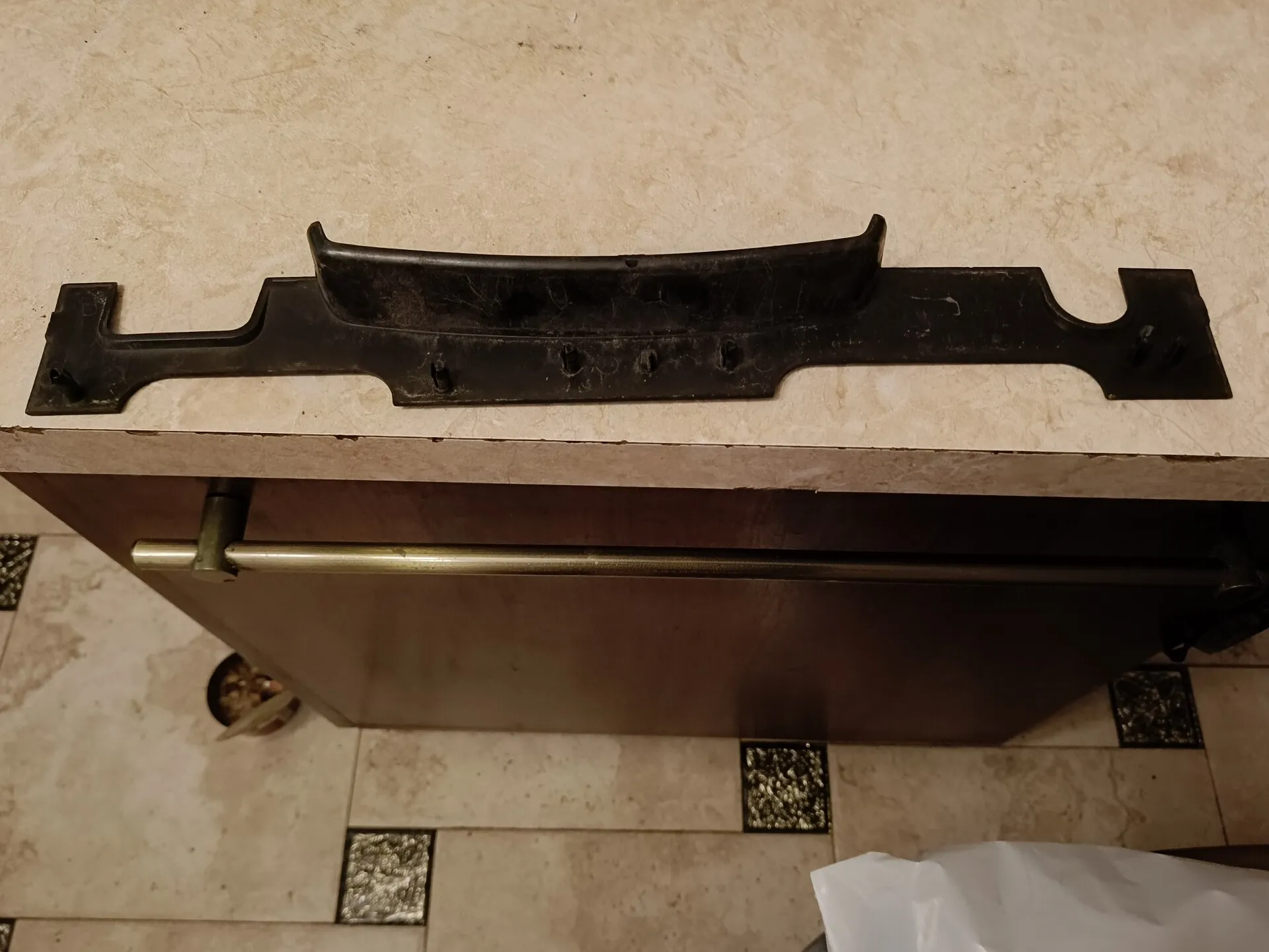 накладка панели приборов Mercedes-Benz Vario A6706890839