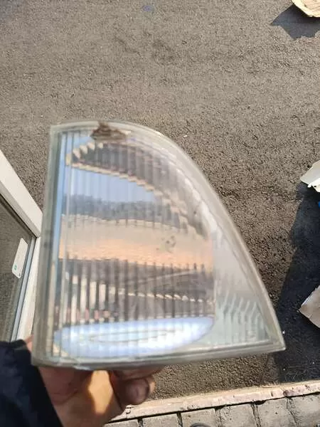 фонарь поворотник без лампочки  Мерседес-Бенц Варио